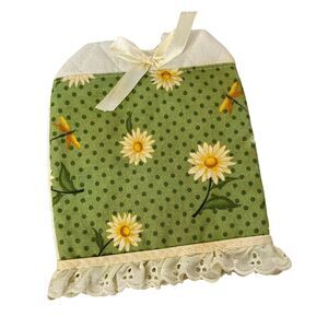 Vintage Quilted Ruffled Wine, Bottle or Olive Oil Topper Floral Green